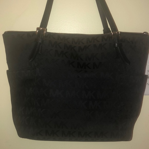 Michael Kors Tote - Picture 2 of 8